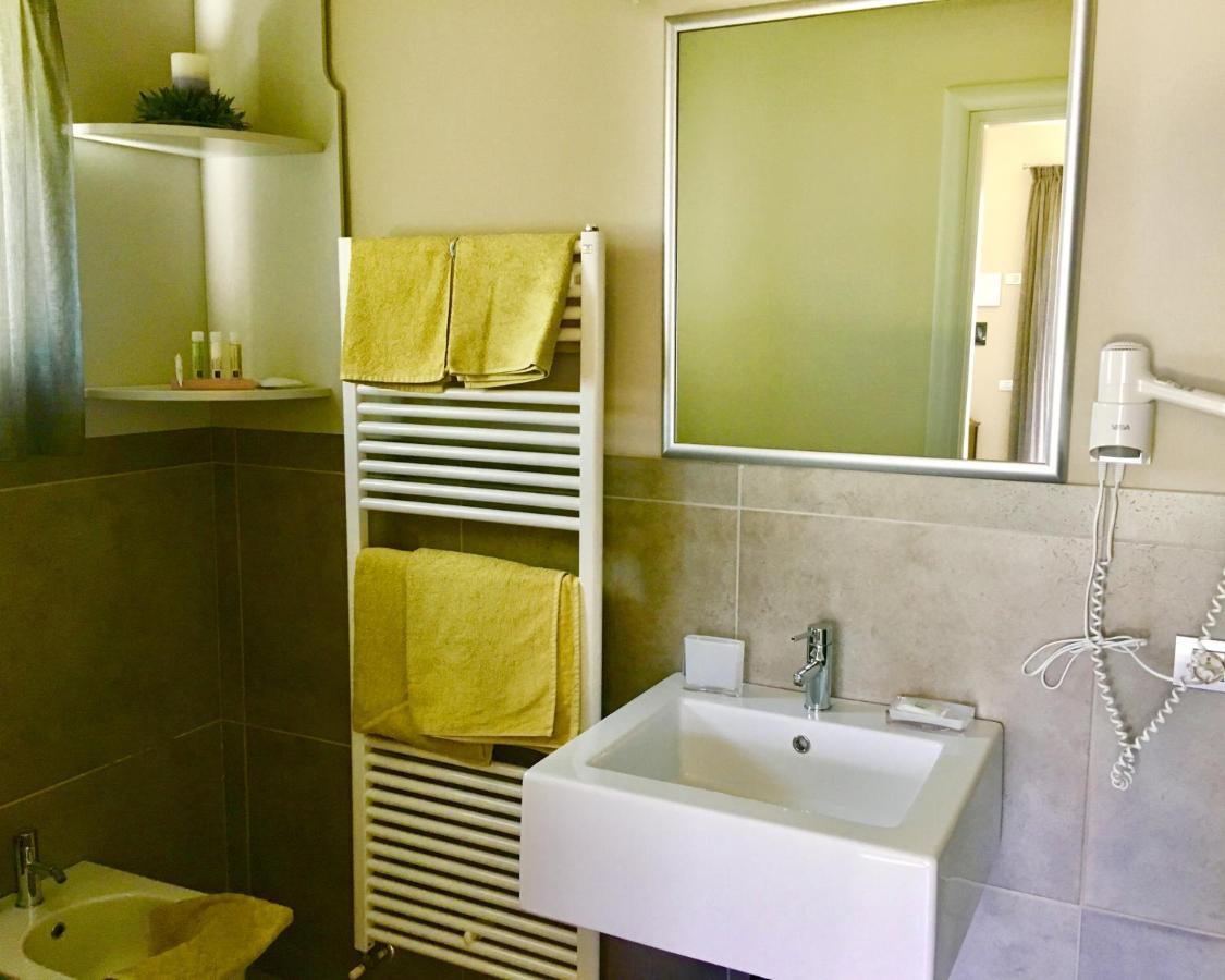 B&B Re' Perone Anfo Exterior foto